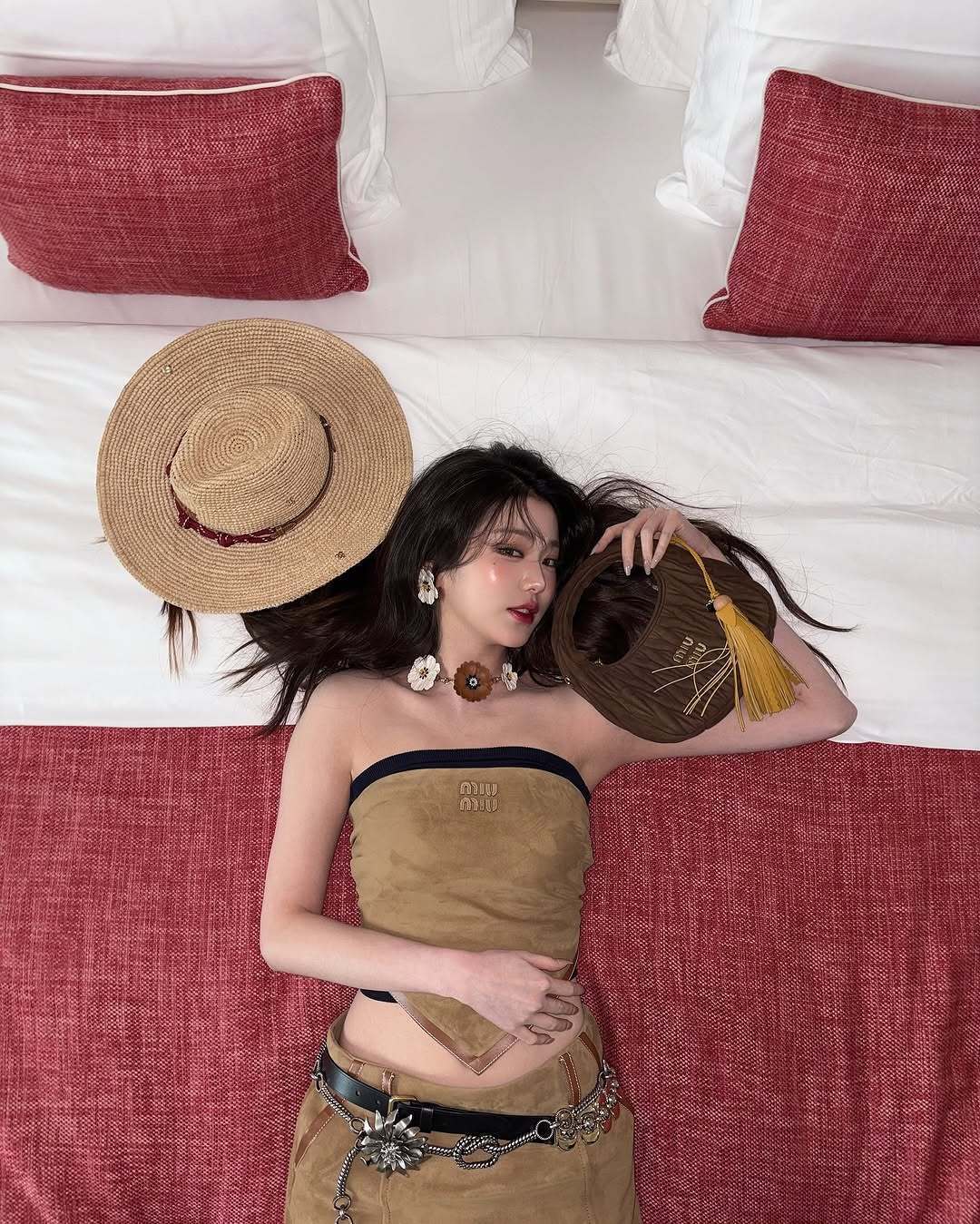 当张元英看到我穿她的秀场同款张元英Miumiu🎀