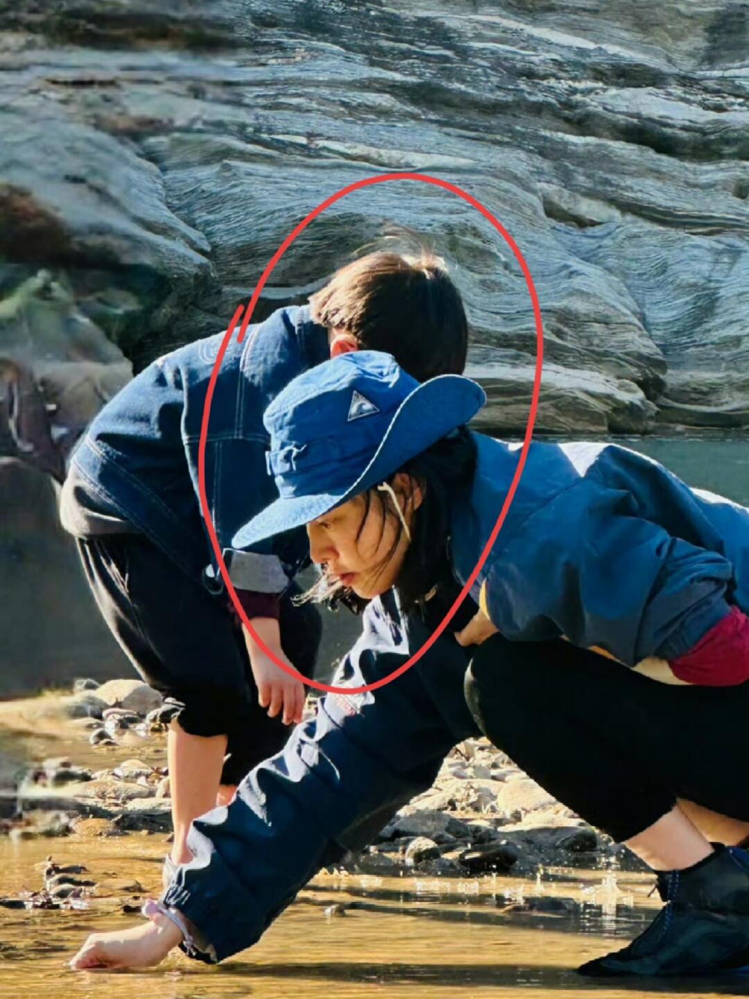 白百何二胎儿子都这么大了，我少一段记忆吗….​​​