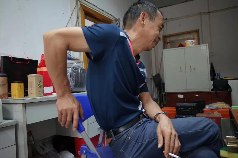 今天办公室的同事们都在讨论，如果和日本再次发生战争的话，大家将怎么来应对这一个情