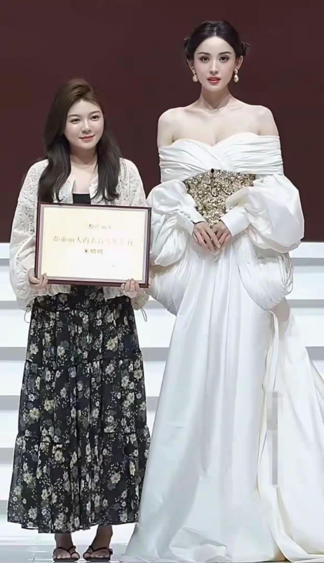 原来美女跟美女之间还是有很大差距的。