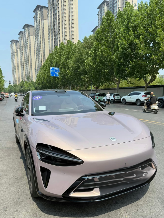 YU7试驾体验【静态体验】YU7的座椅和空间比SU7舒服些，毕竟都上30万了