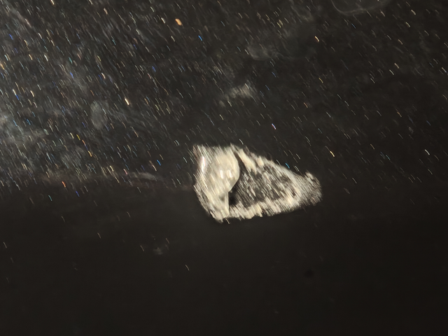 理想汽车哨兵模式真鸡肋前几天车停在车位上，有个车在我车头右前方下客，后排乘客开