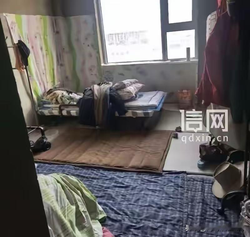 没天理了！辽宁盖州，一男子多年前买了一套房子，他人在外地，住不着也没装修，还是毛