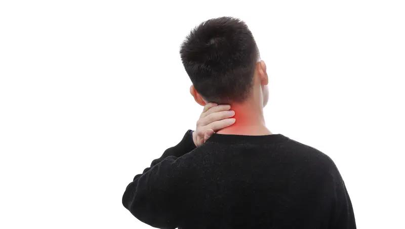 几名女教师一起在办公室里吃药。有治颈椎病的，有治乳腺增生的，有治咽炎的，几个人