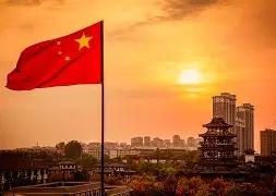 一位在东京摸爬滚打十几年的老华人，昨天跟我交了底：一旦中日彻底撕破脸，最先遭殃的