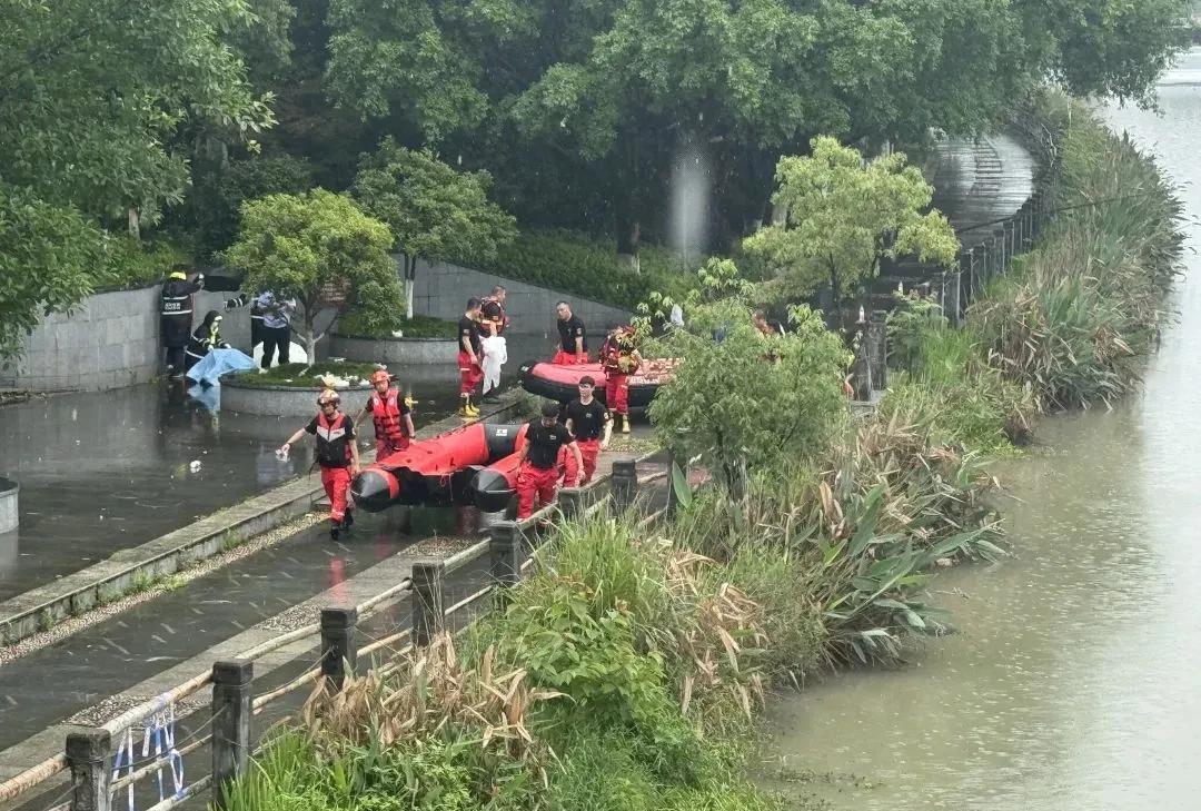 今天中午突发！温州一女子溺水身亡！2025年5月21日，温州城区一场意外