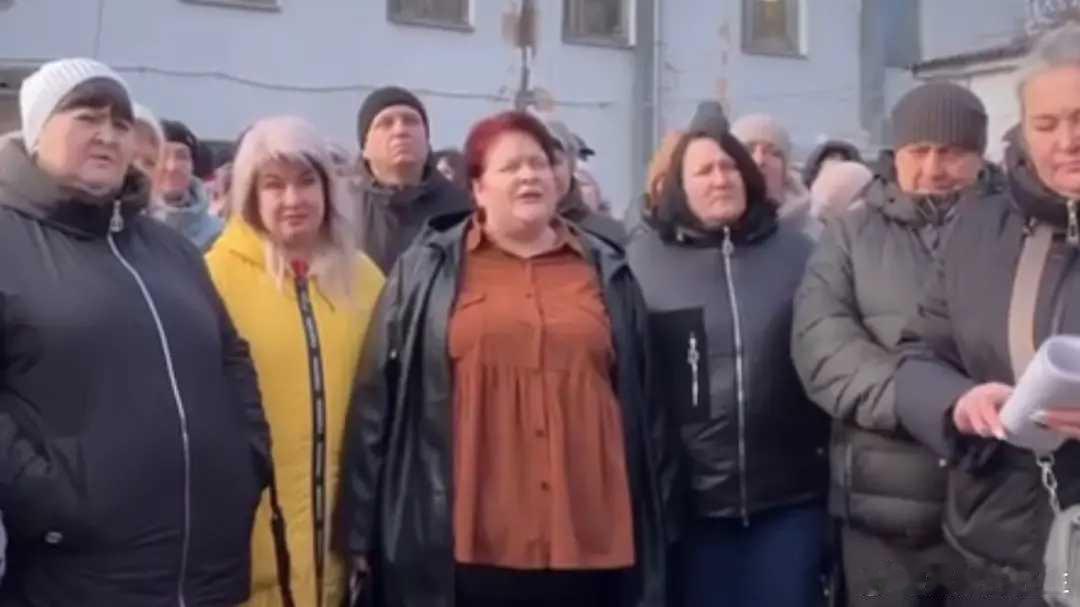 俄乌冲突库尔斯克流离失所居民因政府宣布中止每月6.5万卢布（约800美元）住房