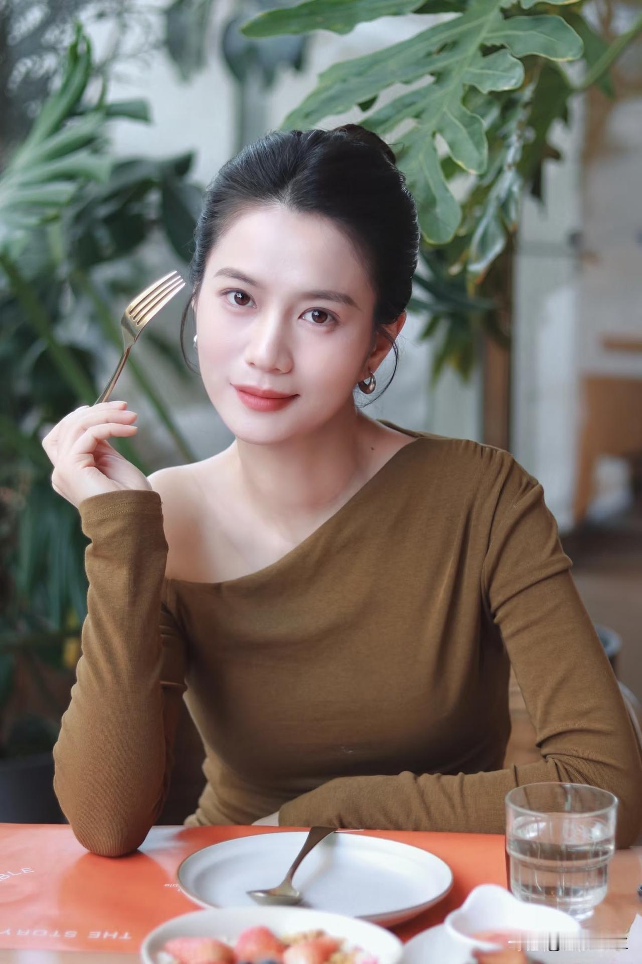 夜色入海，晚风温柔。