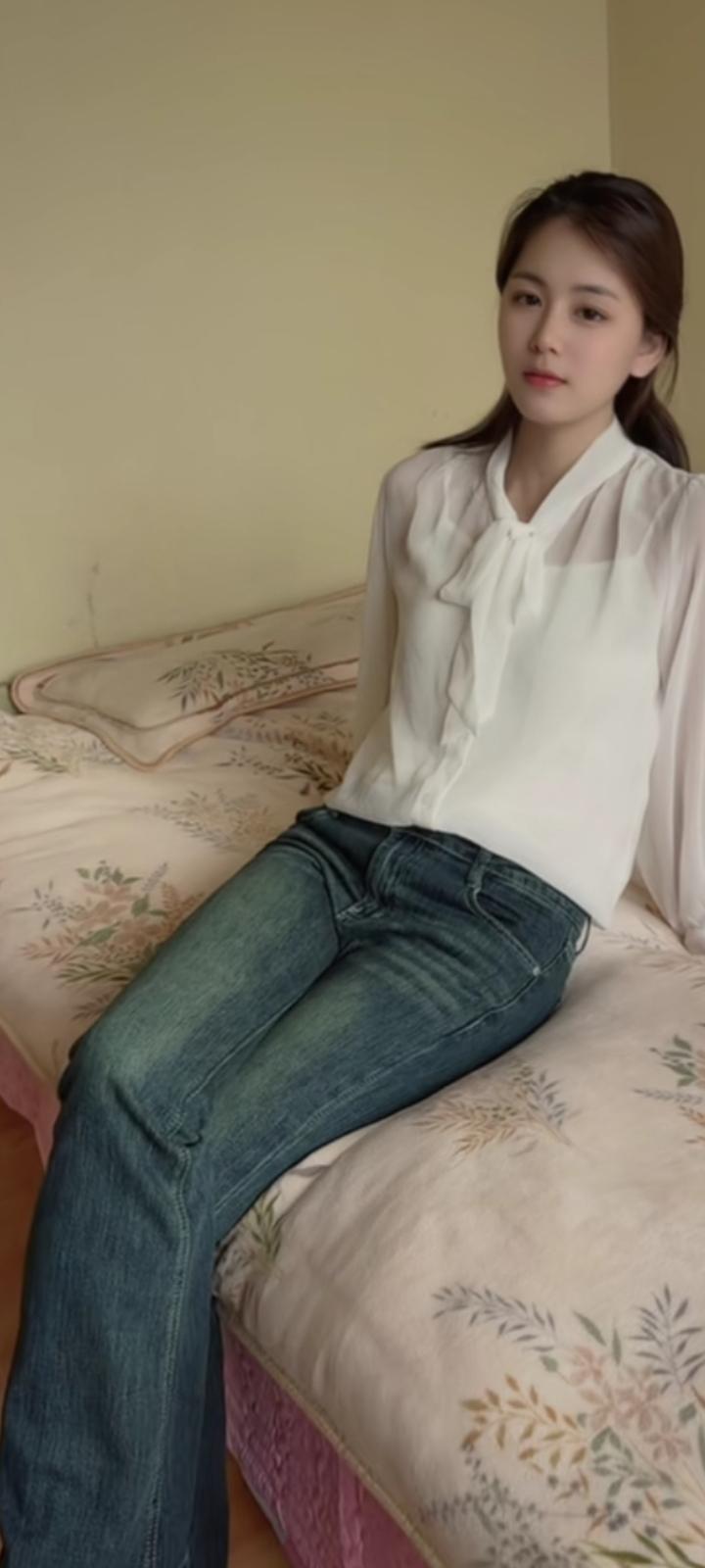 记录我的2026. 生活最残忍的地方，是一边催你长大，一边拿走你的依靠。肩上扛着