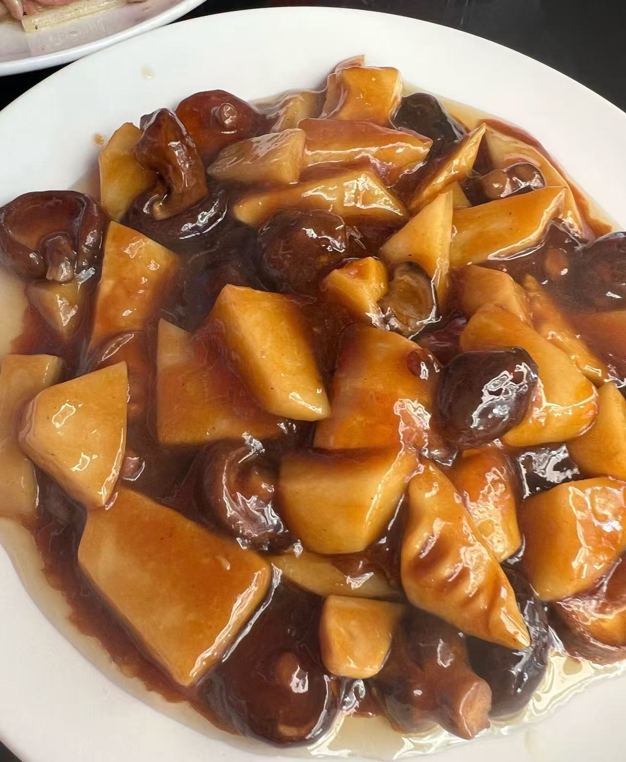 天津这种小胡同的餐厅，美食值得打卡！