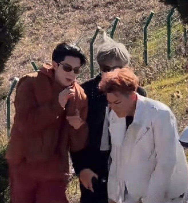 遇到好玩的事情我就王鹤棣这样宇宙爆闪团演我精神状态好美的精神状态！