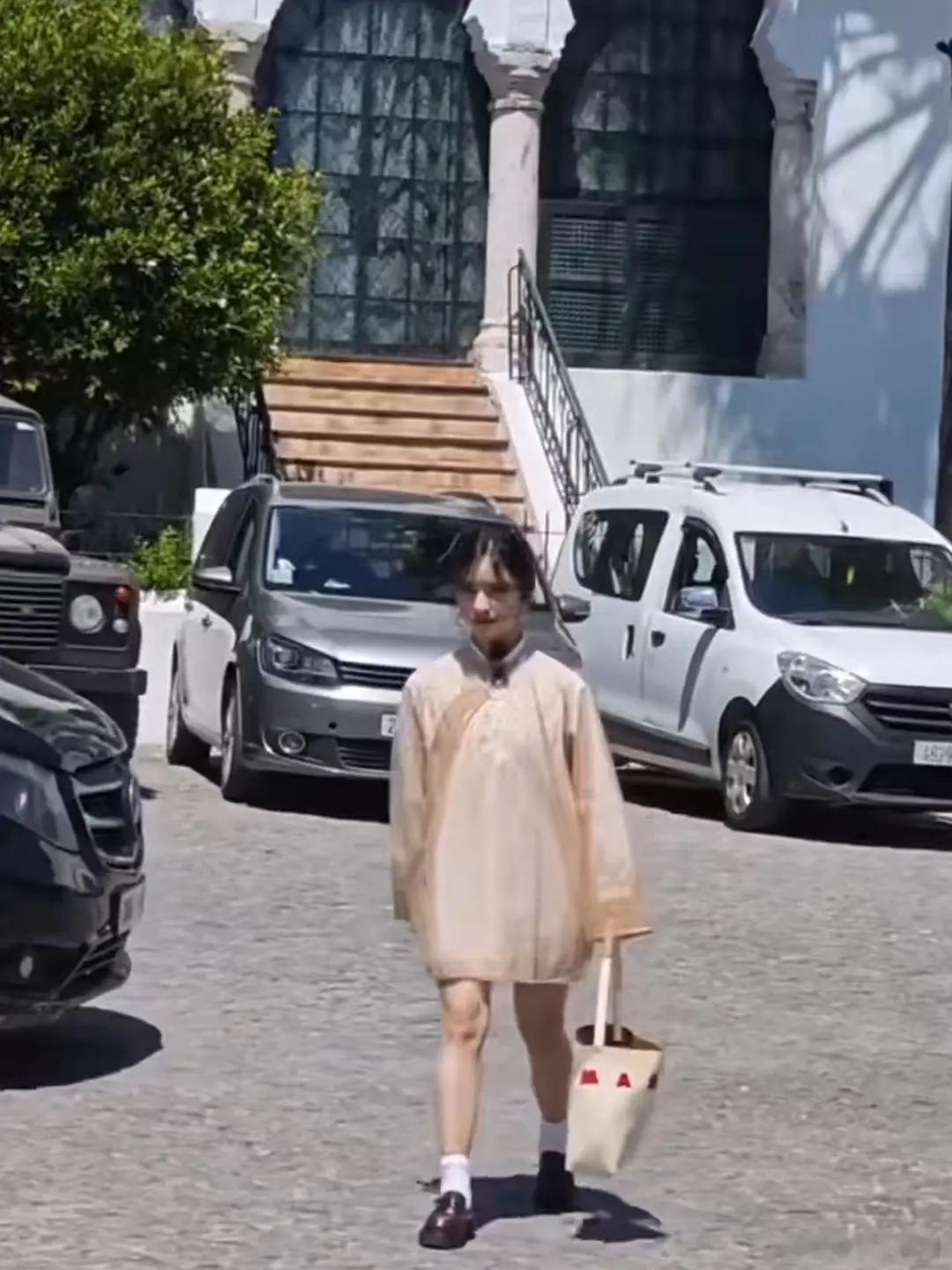 不说是sy我还以为哪个小孩子呢