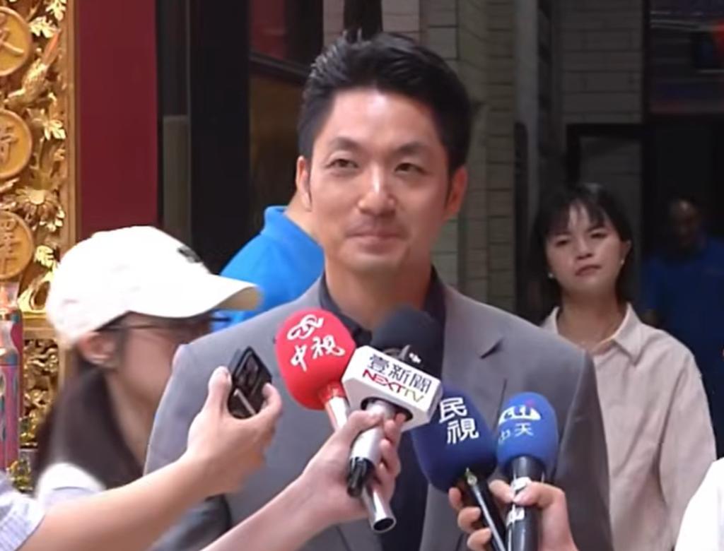 沈伯洋下战帖邀市政辩论蒋万安响应了民进党台北市长参选人沈伯洋，日前在广播节目