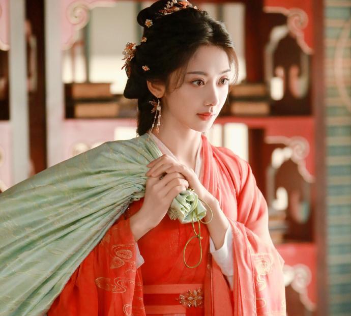 #保剑锋跳舞惊呆陈飞宇#属于是《献鱼》这部剧的剧宣活动，只能说两位年