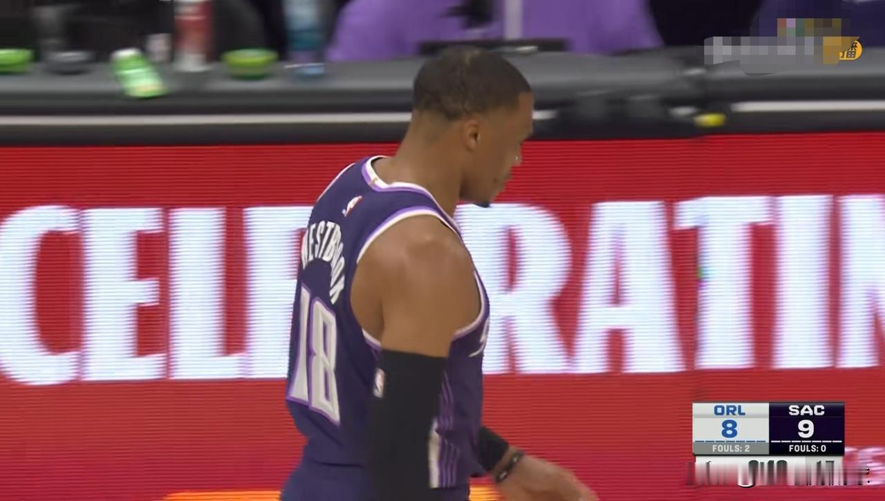 我对国王球星威斯布鲁克真是彻底的无语了！在今天国王主场以94：131惨败于魔术的