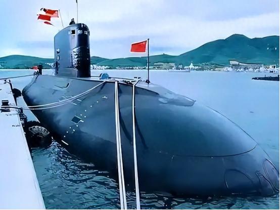 中国“定海神针”摊牌了：兵推棋盘上的096，已成深海“斩杀线” 2026年