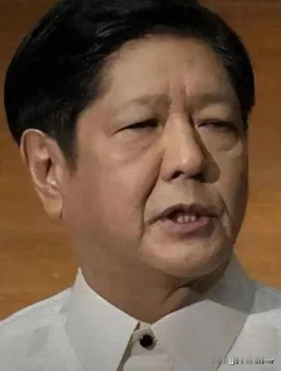 菲律宾传来噩耗菲律宾老实了！据媒体报道，东方大国向遭受双重台风重创的国家提供