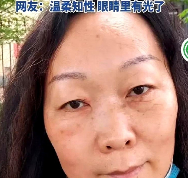 女子自己晒出离婚一年的照片评论区炸锅了：有人说：男人结婚是为了让他自己过