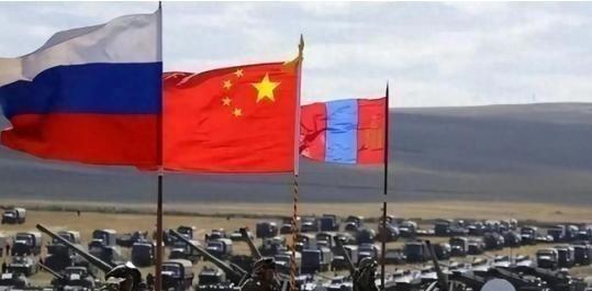 终于明白我国为什么一直没有援助俄罗斯，一位俄罗斯专家早已给出了答案：中国并非俄罗