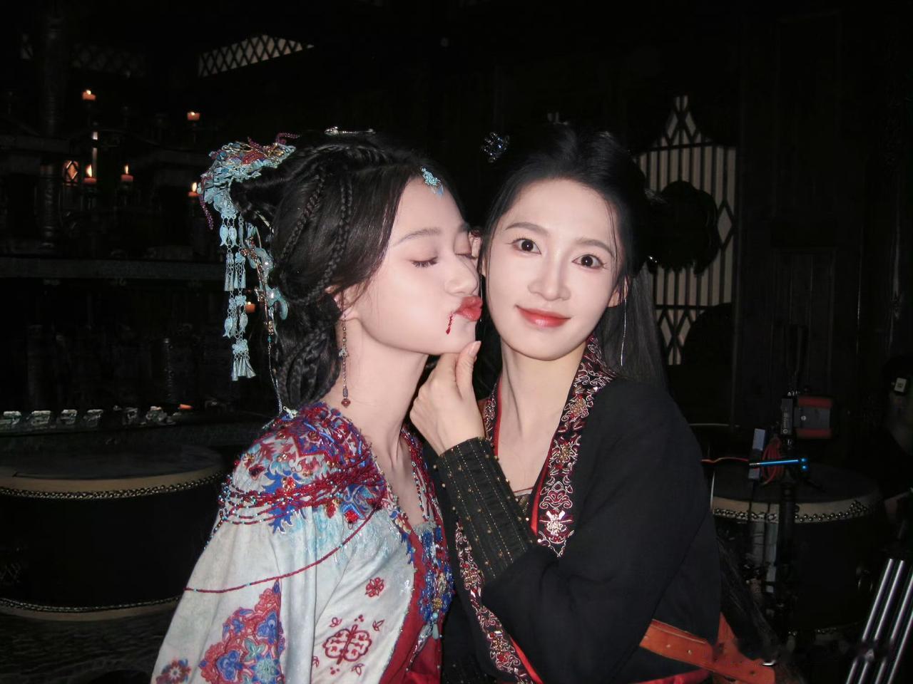 10月24日，李沁陈哲远《一笑随歌》就这么被抬走了？李沁陈哲远昨晚还在炒cp……