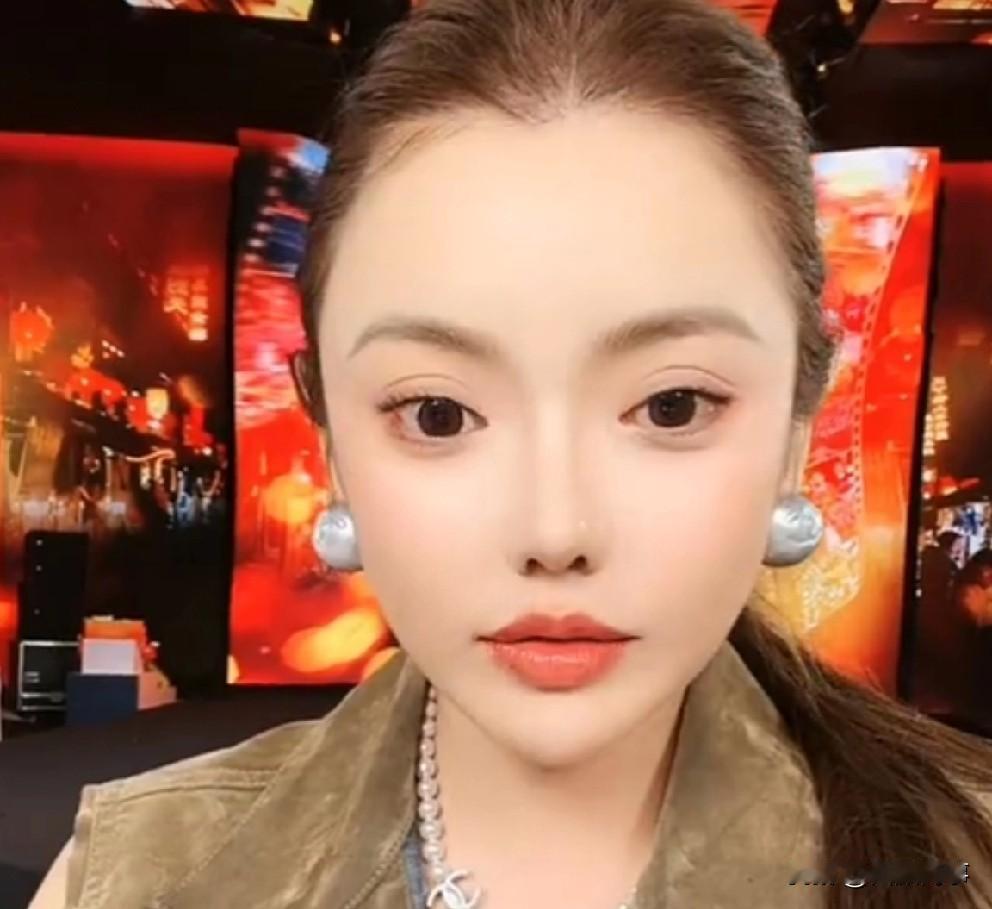 打假博主称蛋蛋卖牙膏虚假宣传，误导消费者，喊话蛋蛋抓紧出来给消费者一个解释！