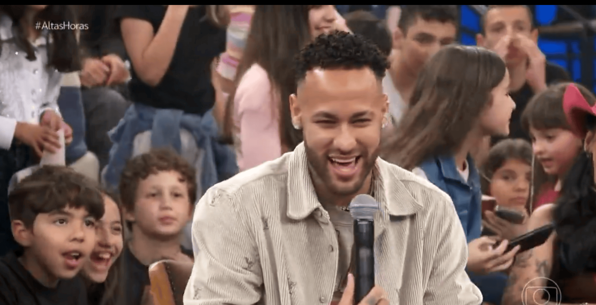 内马尔: 我真想踢明年世界杯, 帮助巴西再次赢得世界杯冠军