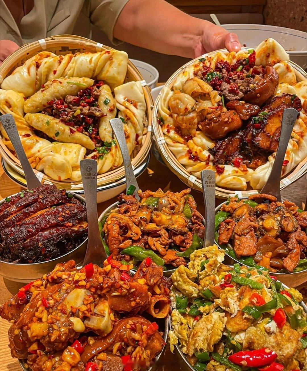 跟朋友一起永远都亏待不了自己的胃发现生活中的小美好美食摄影