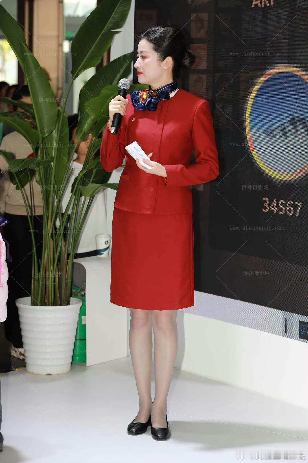 职业装职场女性轻熟女神范儿