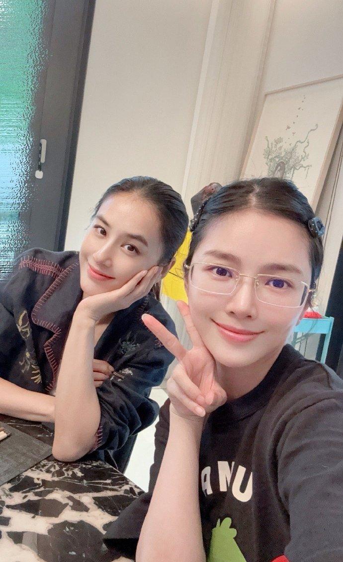 王灿闷声干大事！5月27日，她与大家分享了一件喜事，并非收到丈夫杜淳的礼