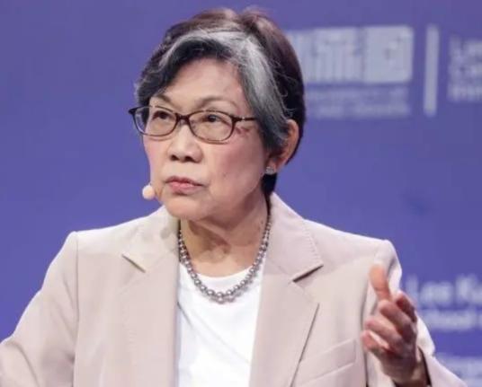 新加坡大使一语惊人：不管中国愿不愿意，全世界都已经这么看中国了！一枚从深海腾起