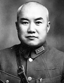 1948年，国民党中将周福成的女儿潜入沈阳，劝他起义。谁知周福成勃然大怒，竟掏枪