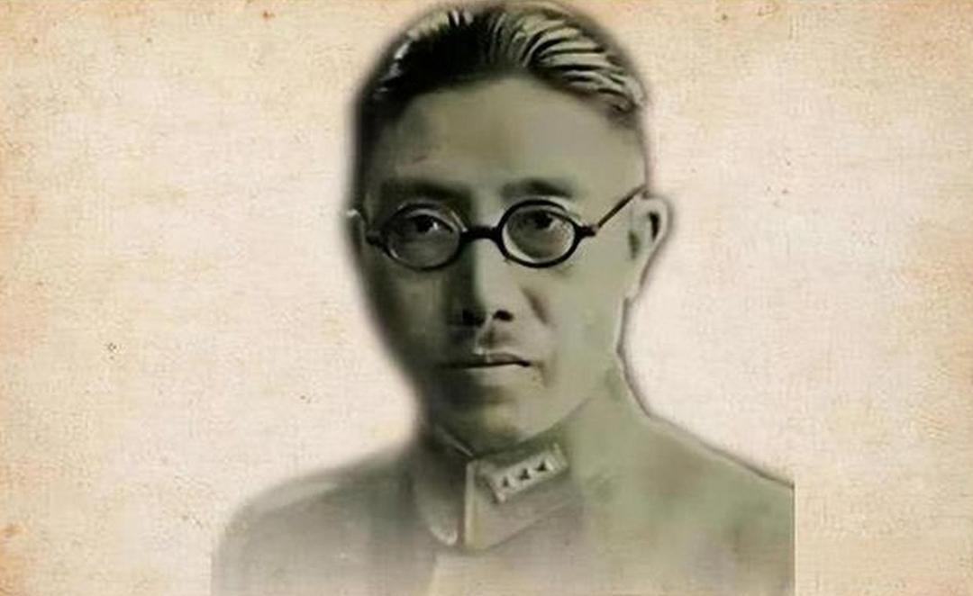 他是军统正局长，一生暗中帮我党，死后破例葬入八宝山，民族脊梁。说起军统，多数人
