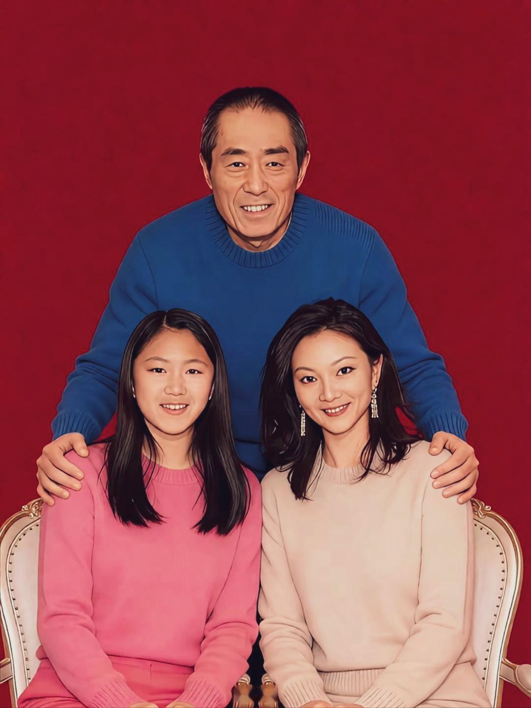 张艺谋妻子陈婷真美，细眉大眼，笑起来还有两个酒窝，跟明星一样！