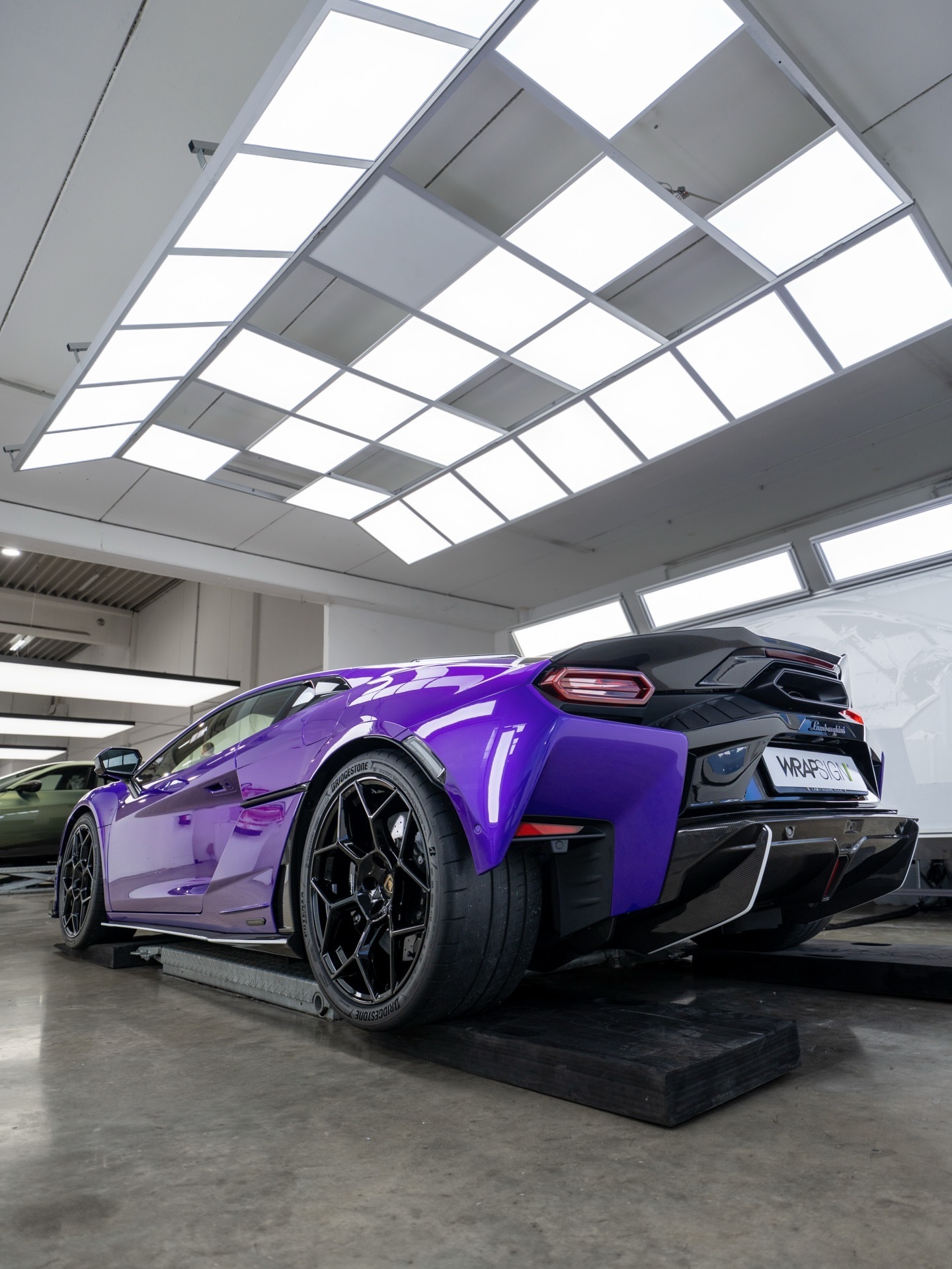 这辆全新的兰博基尼Temerario直接全车保护。🛡️对于这个级别的车型，保护