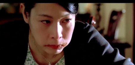 2004年，《天下无贼》拍完后，刘若英被人问道：“最后一个镜头，是你吃烤鸭的镜头