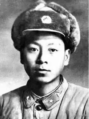 “我去炸掉它！”1962年11月，喀喇昆仑山脉的寒风像刀子一样刮过河谷，新疆