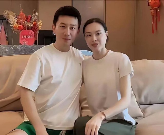 吴﻿敏霞老公虽然没﻿⁠郭晶晶家那么有钱，但确实⁠长得挺﻿‏帅的﻿！⁠
