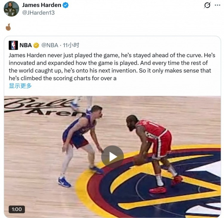 NBA官方：詹姆斯·哈登不仅在比赛中表现出色，他更是始终走在篮球潮流的前沿。他不