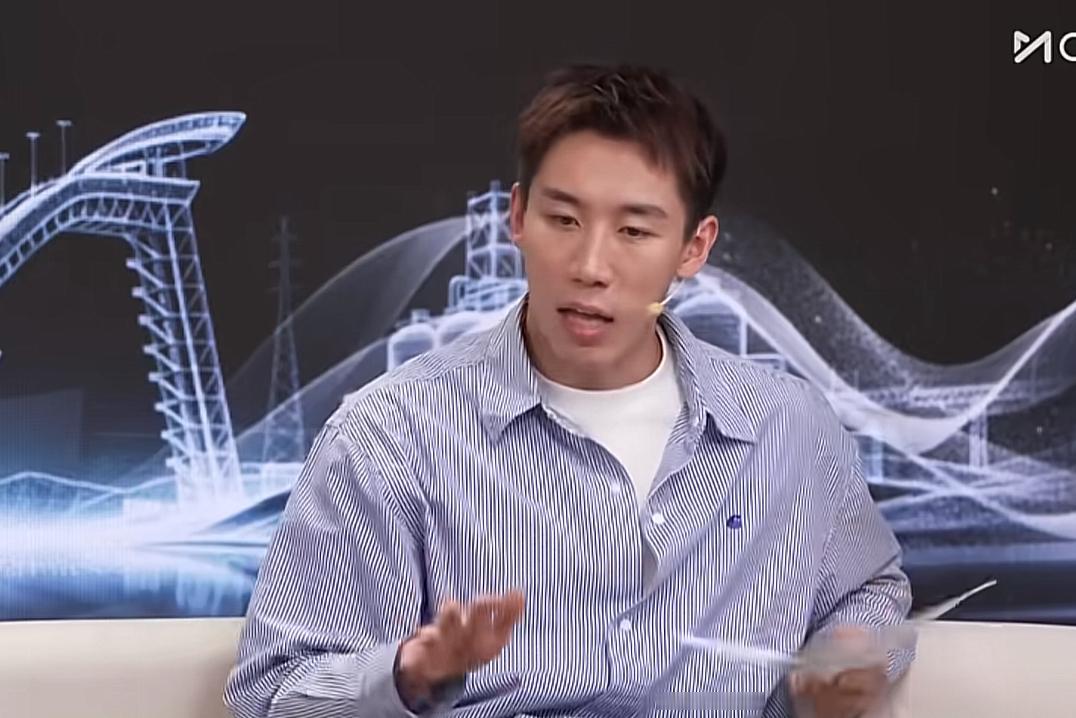 程靖淇评价孙颖莎说的那么准确，他表示：孙颖莎自从当上国家队女队主力，十次参赛五次