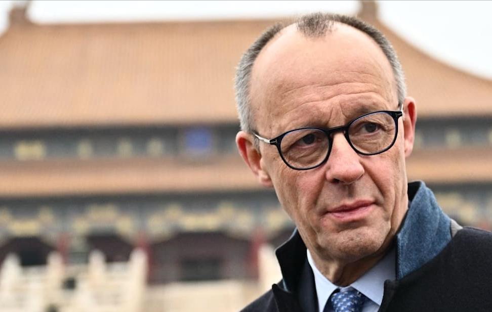 德国人也准备开始加入卷的行列了。默茨访华后不满德国每周4天工作制默大爷是真急