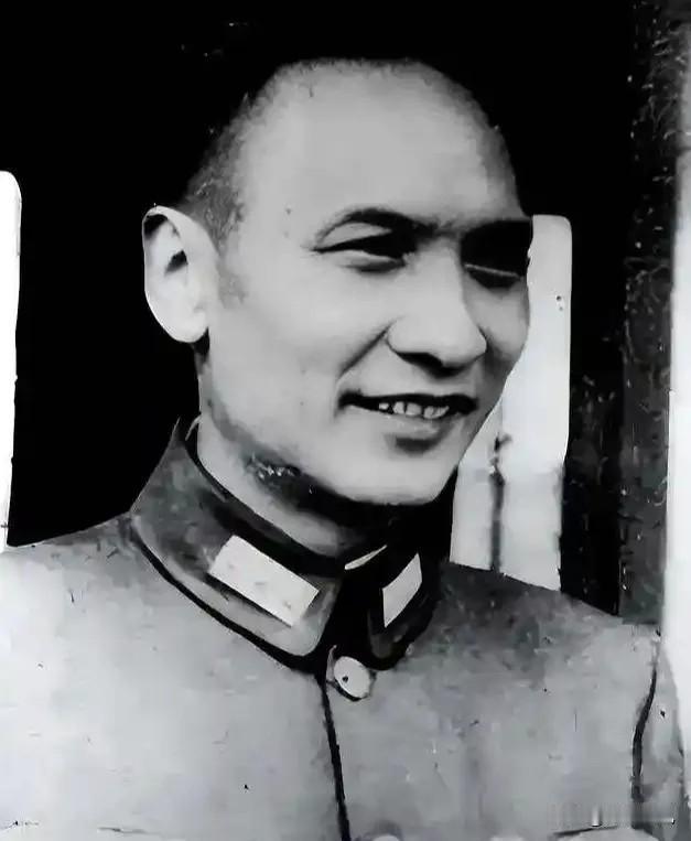 1949昆明生死抉择：八字密电在前，一句提醒救下93条人命1949年12月