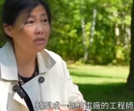 在国内是核电工程师，移民后现在是洗碗工。她曾经有个幸福的家，丈夫核电厂工程师，