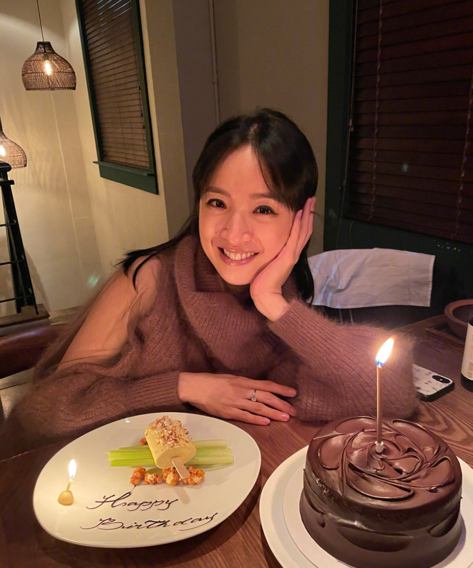 <em>林依晨</em>怀二胎五个月了天哪！你们知道吗？<em>林依晨</em>居然又怀孕了