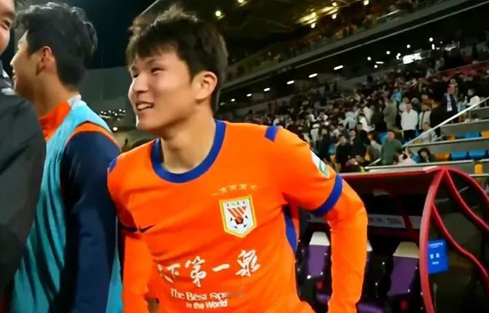 韩鹏指导的人员调整很成功年轻球员给予最大回报从纸面实力看，主场作战的天津津