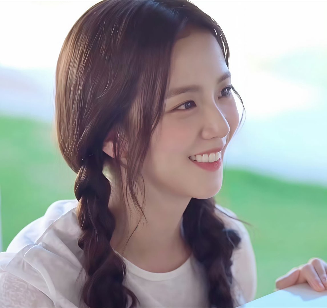 金智秀新剧韩趋第一我家欧尼就这样争气