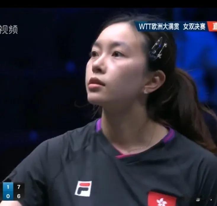 这次瑞典大满贯我发现了一个大美女，那就是港队的吴咏琳。本来也不是很关注港队的女