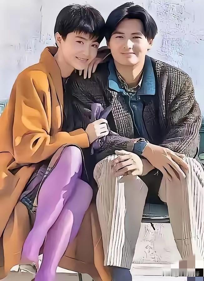 年轻时的林青霞和周润发，看起来还是比较般配的，可是娱乐圈的这些人，真正能够走到一