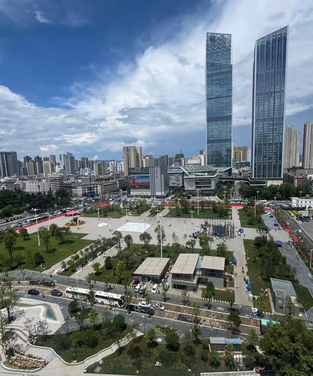 12月31日前，攀枝花牌照车辆到昆明可享受高速通行费5折优惠！！！详细优惠方案