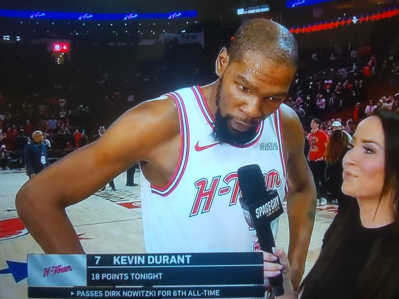 火箭要换玩儿法了火箭主场119-110战胜鹈鹕！总算进步了，