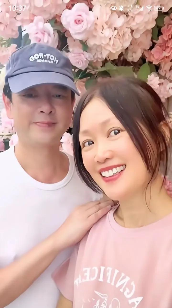 谁懂？！原来他们两个真的成为夫妻，真的没想到，这个对比好扎心，25年前的梁山伯祝
